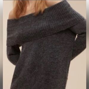 Wilfred Free Elegant Off-Shoulder Black Sweater/Dress